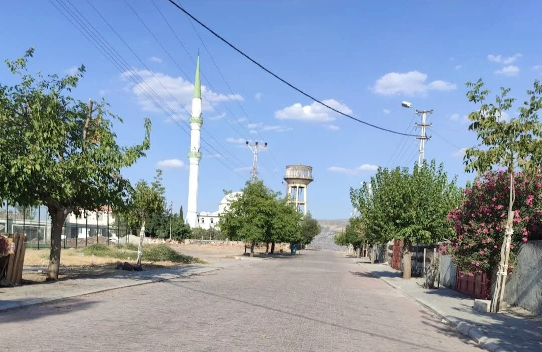 Screenshot_2024-04-10-20-59-43-671-edit_com.google.android.apps.maps