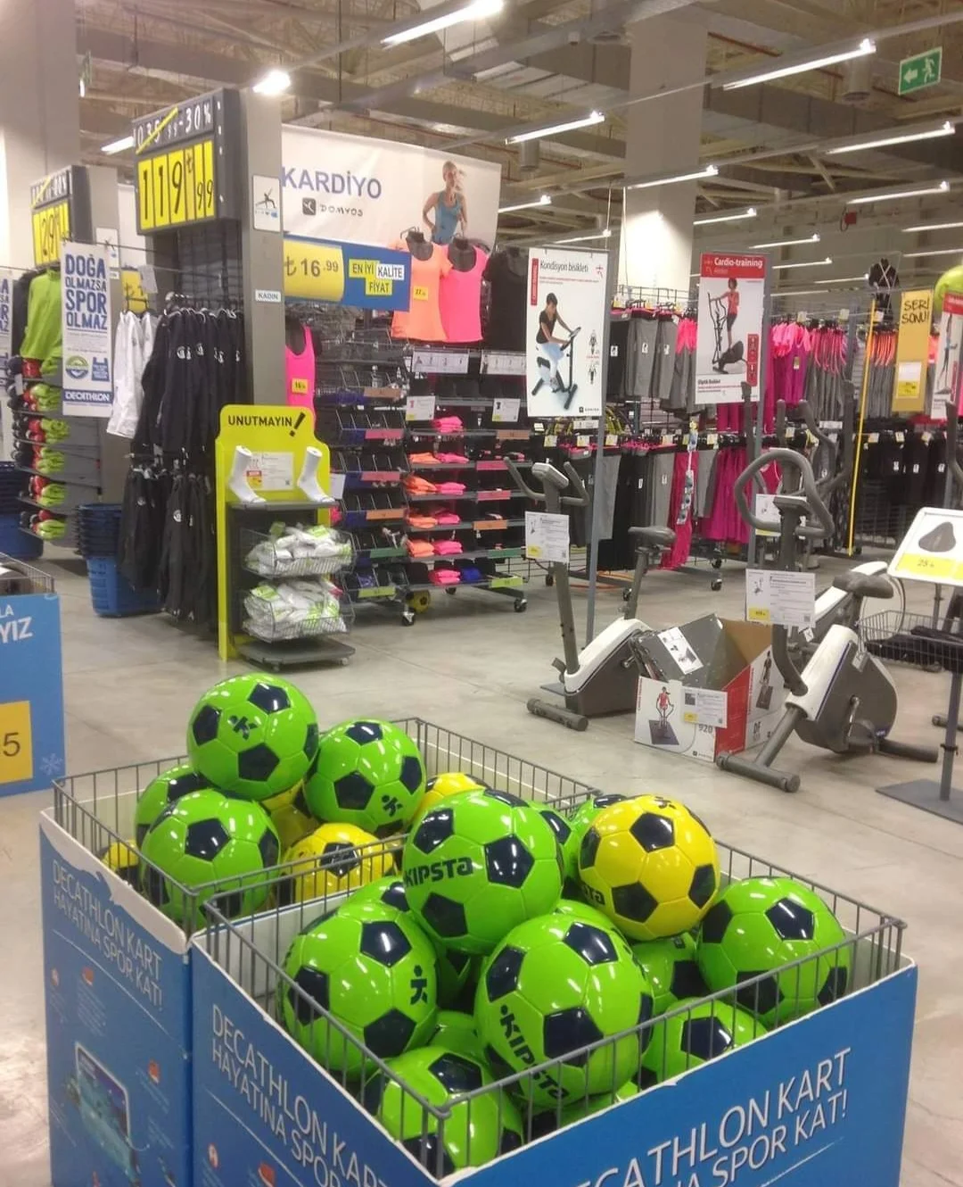 Screenshot_20240306_211853_Facebook