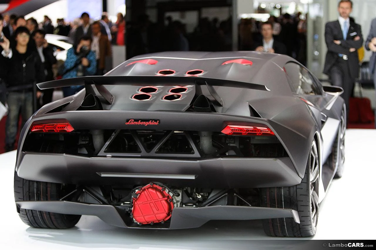 sesto_elemento_10_years_31.webp