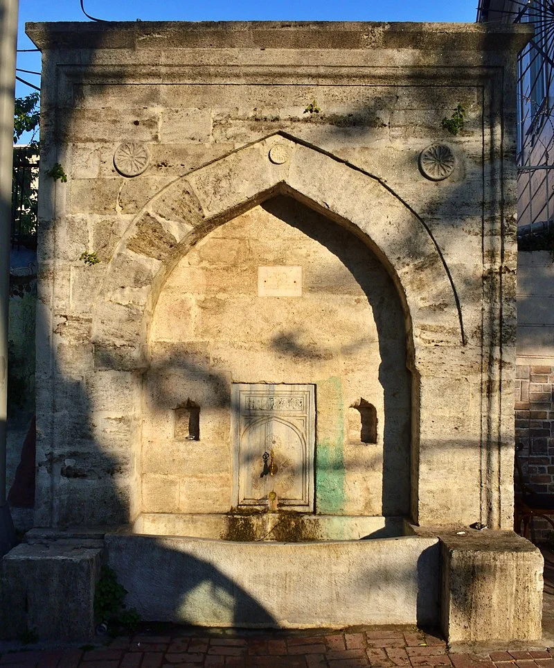 Sultan_Süleyman_Çeşmesi1,_Kadırga