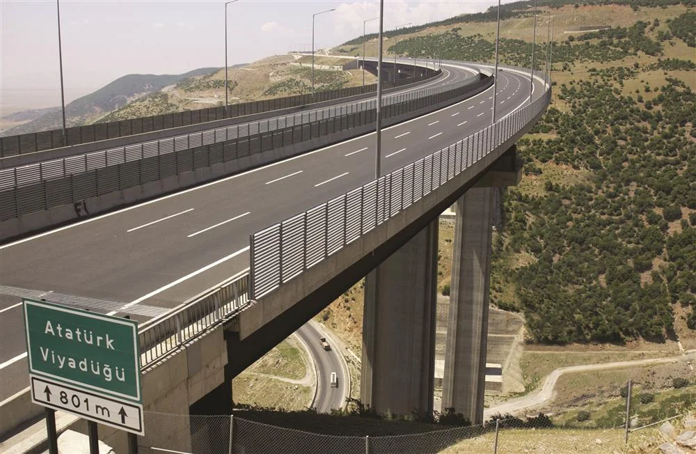 tag-otoyolu ataturk-viyadugu.webp