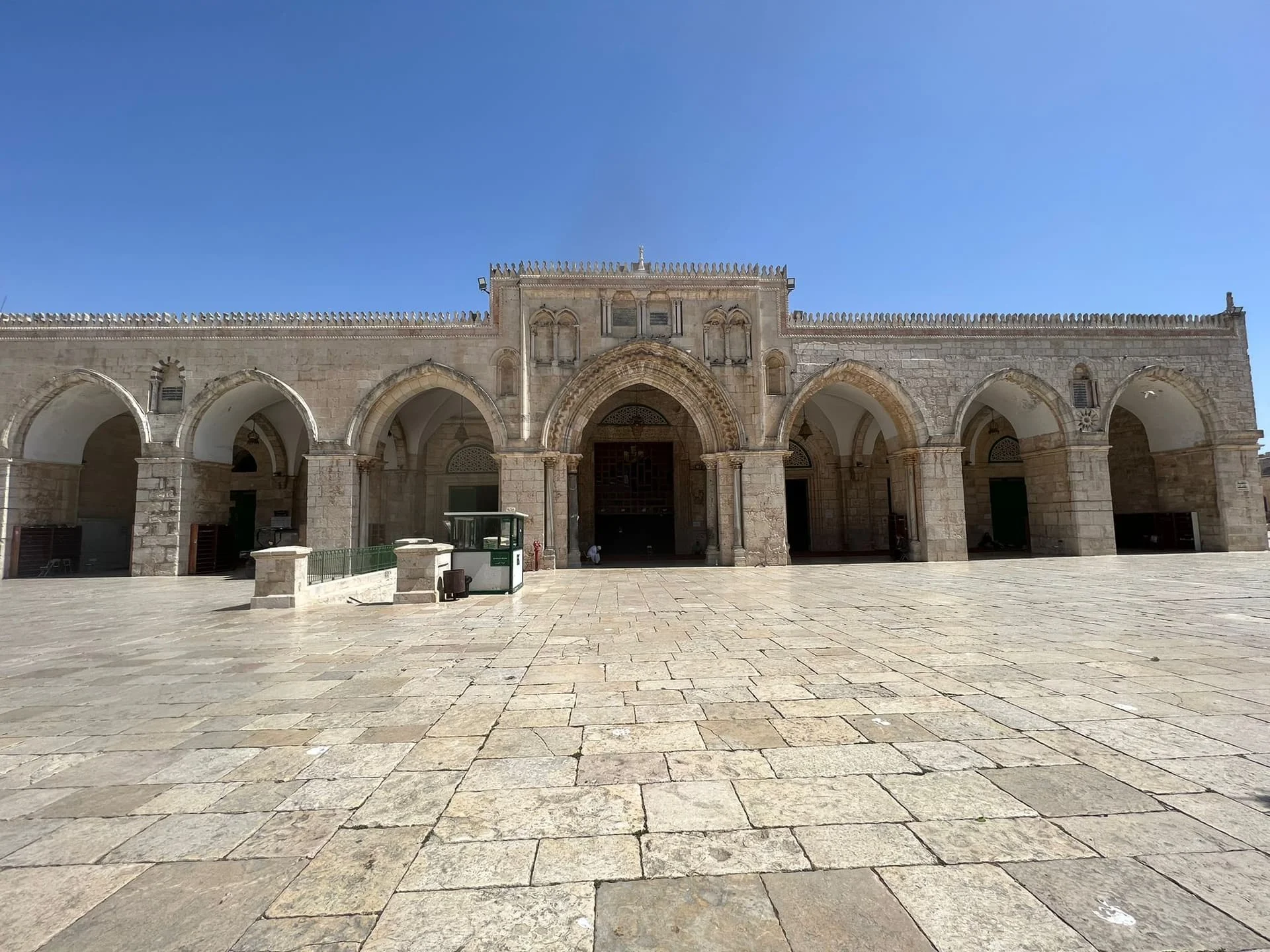 WhatsApp Image 2022-06-15 at 21.13.22 mescidi aksa kapısı