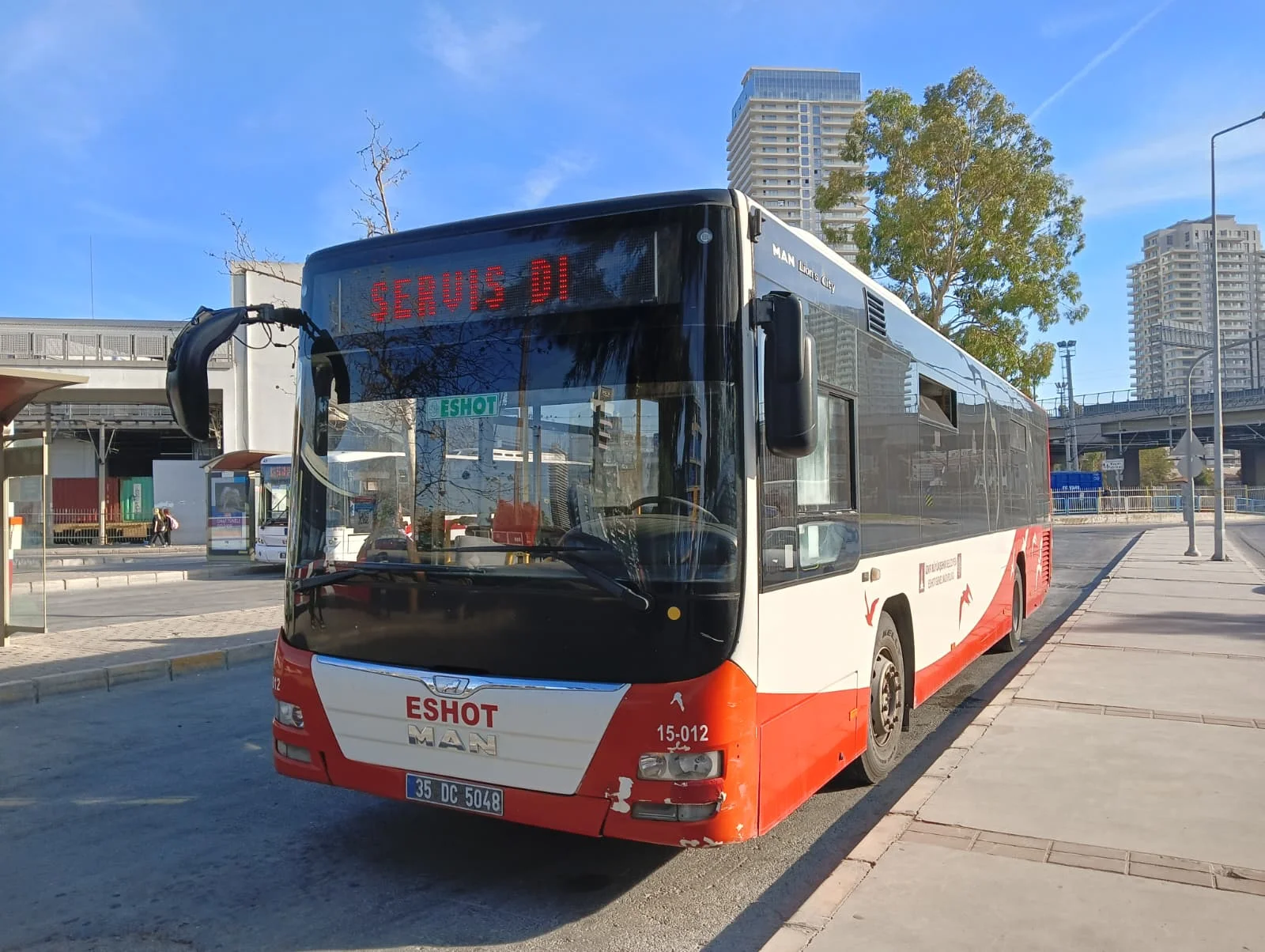 WhatsApp Image 2025-11-14 at 00.00.27.webp