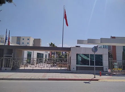 Yaşar_Üniversitesi