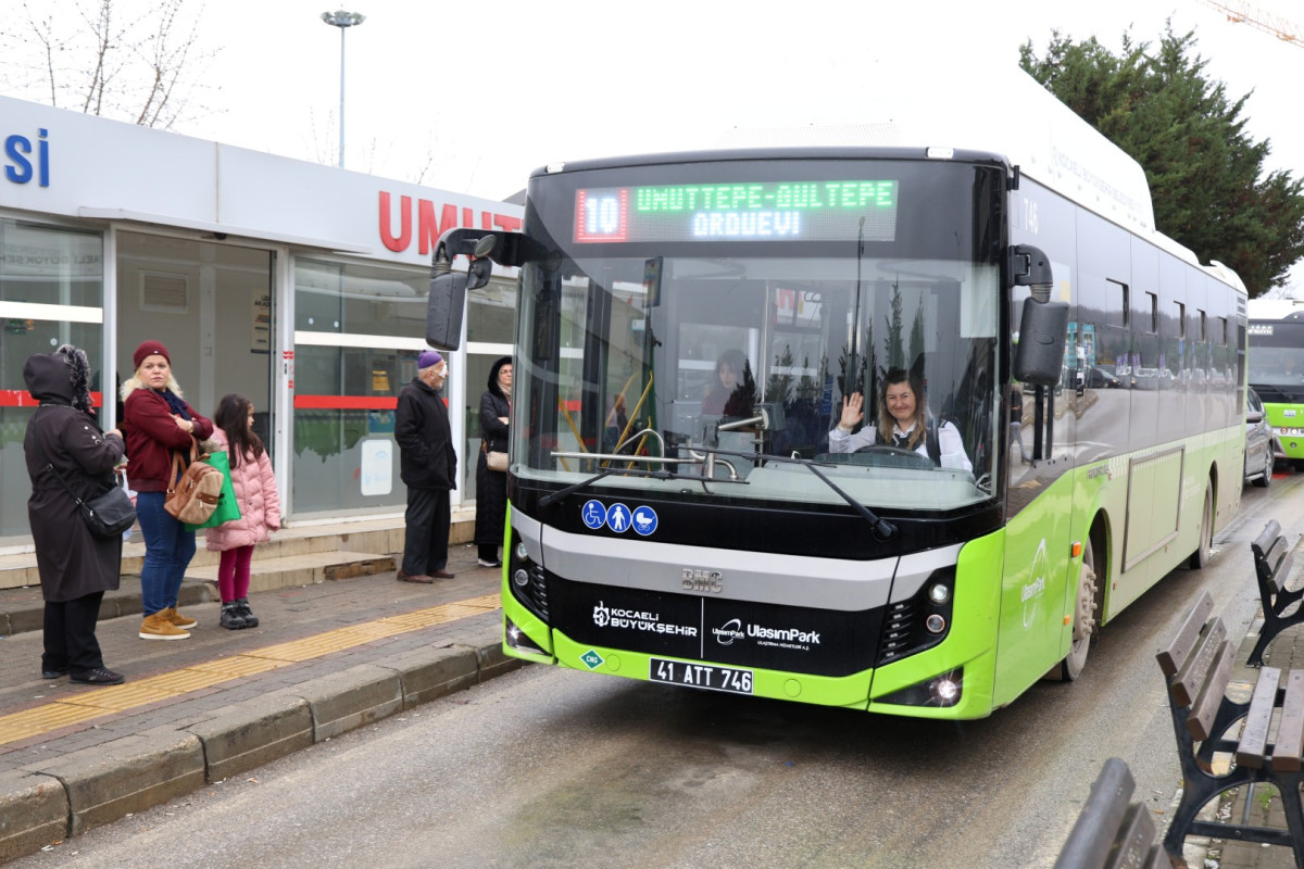 800CK, 1 ayda 46 bin vatandaşı sahillere taşıdı